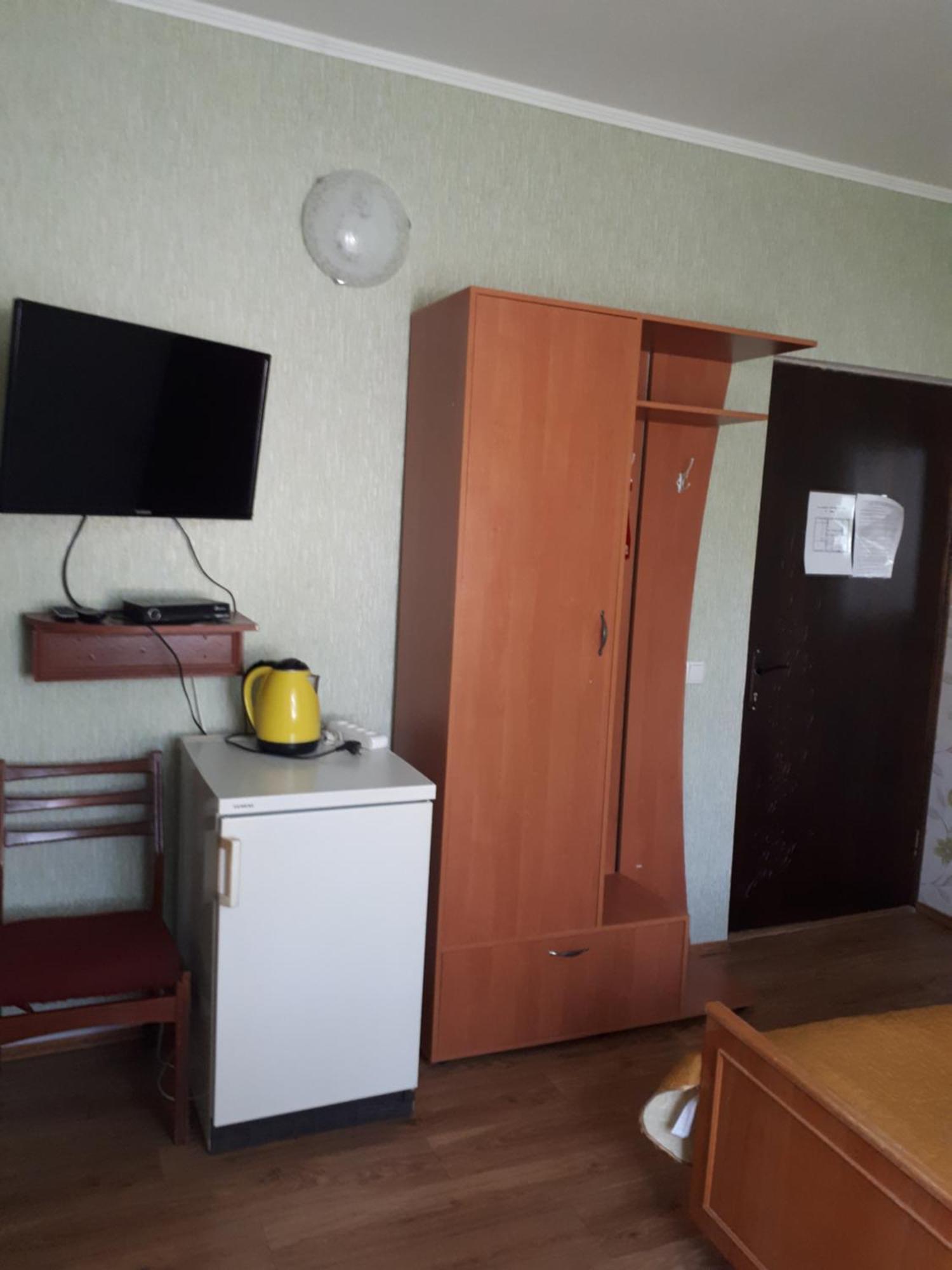 Hotel Gostynnyi Dvir Sharhorod Екстериор снимка