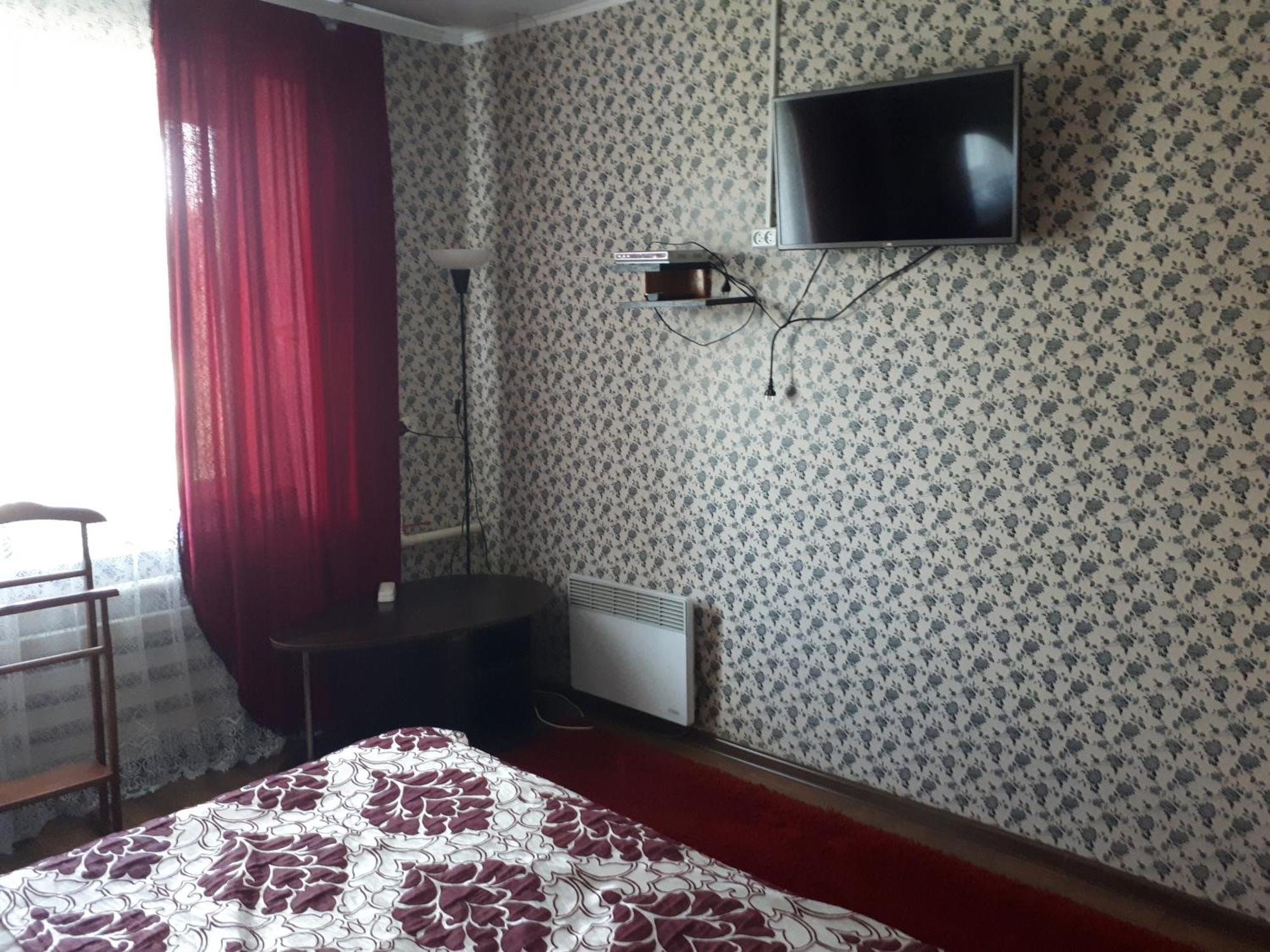 Hotel Gostynnyi Dvir Sharhorod Екстериор снимка