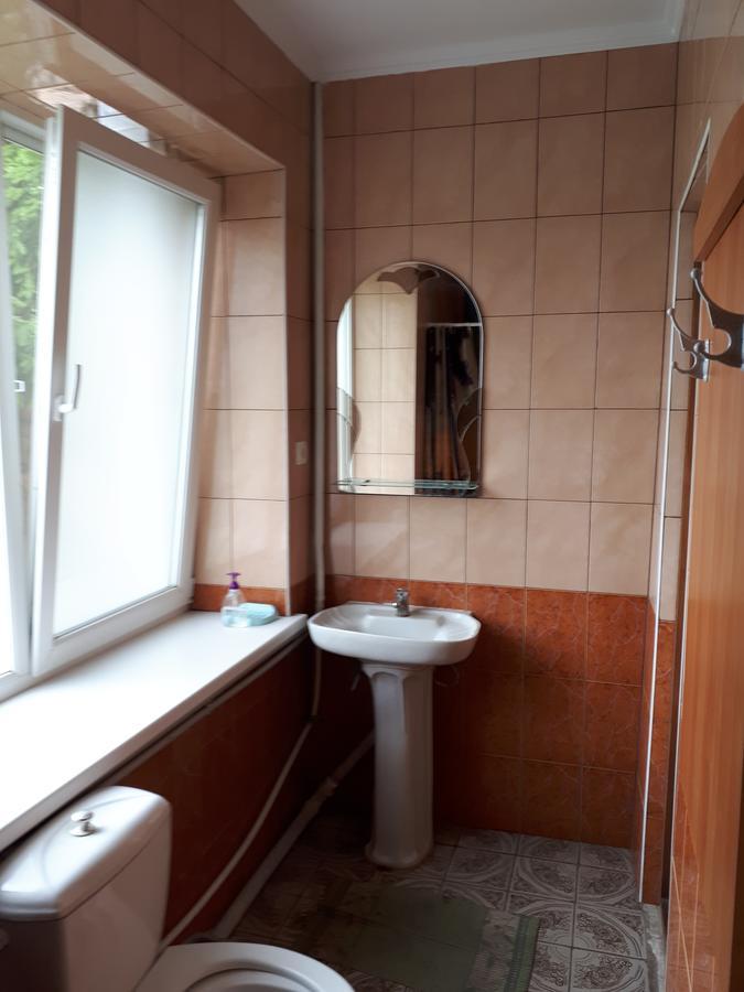 Hotel Gostynnyi Dvir Sharhorod Екстериор снимка
