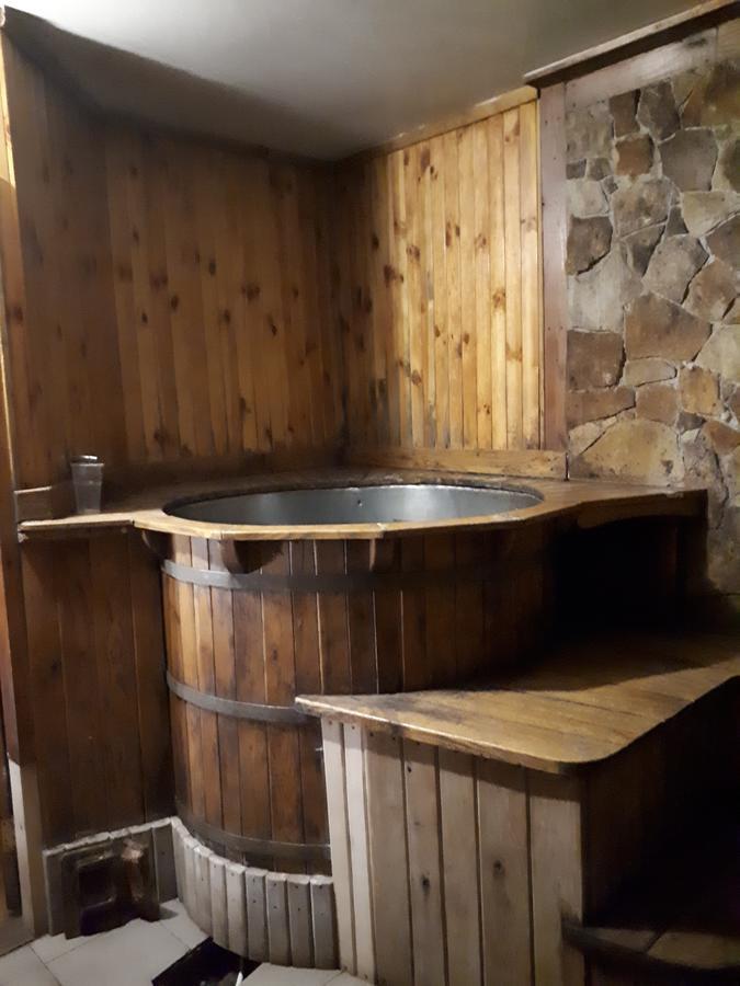 Hotel Gostynnyi Dvir Sharhorod Екстериор снимка