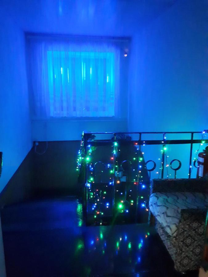 Hotel Gostynnyi Dvir Sharhorod Екстериор снимка